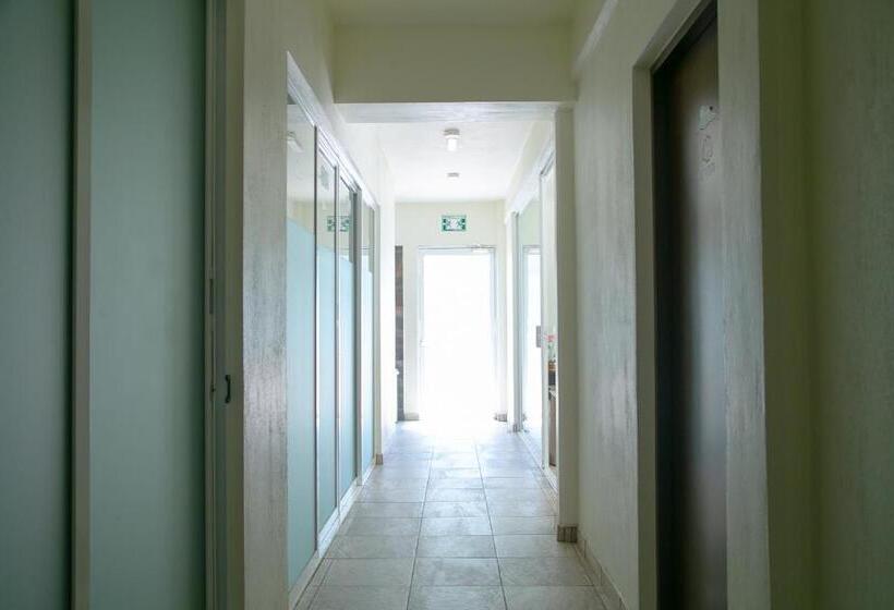 Szálloda Relax Inn Suites