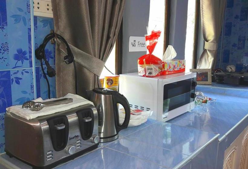 리조트 Amantra Homestay & Village