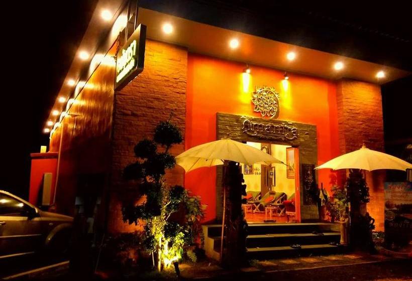 리조트 Amantra Homestay & Village