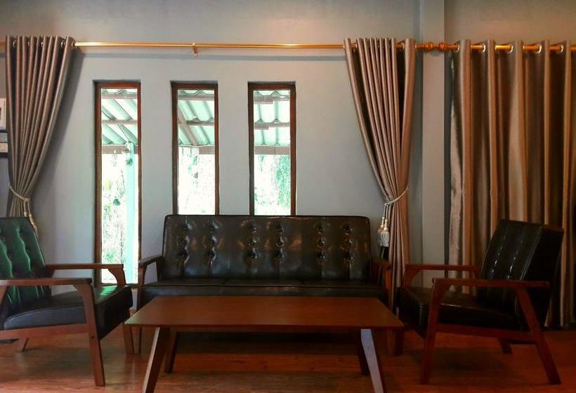 리조트 Amantra Homestay & Village