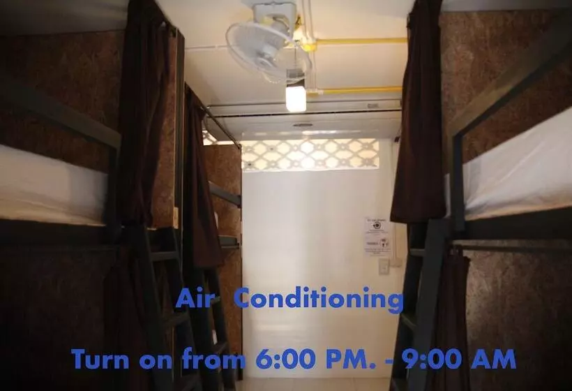 Vitamin Sea Hostel Phuket