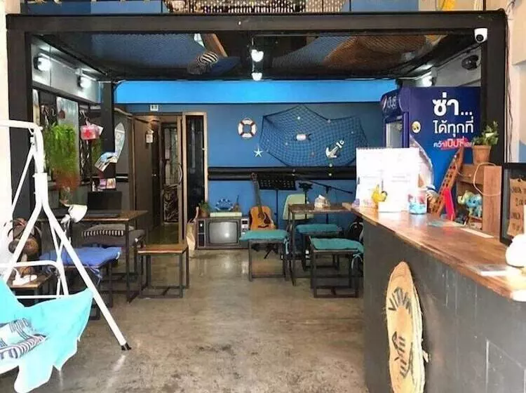 Vitamin Sea Hostel Phuket