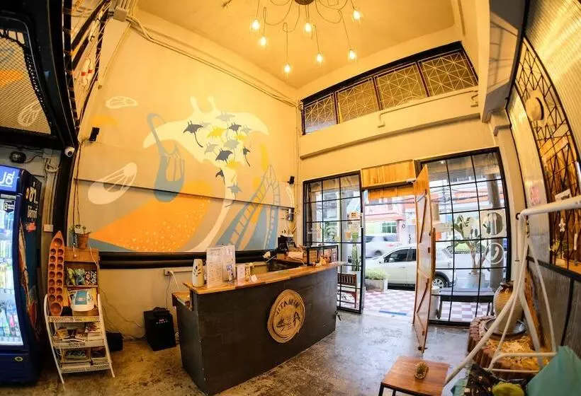 Vitamin Sea Hostel Phuket