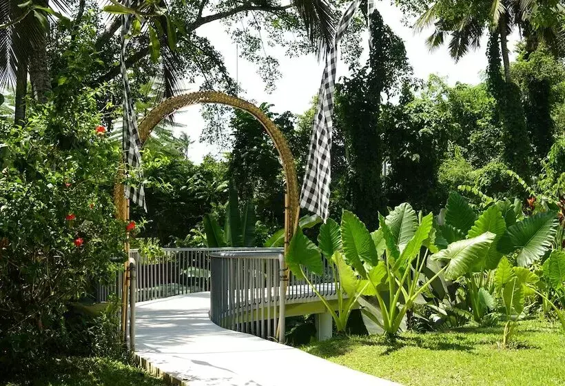 ホテル Bumi Kinar Heritage