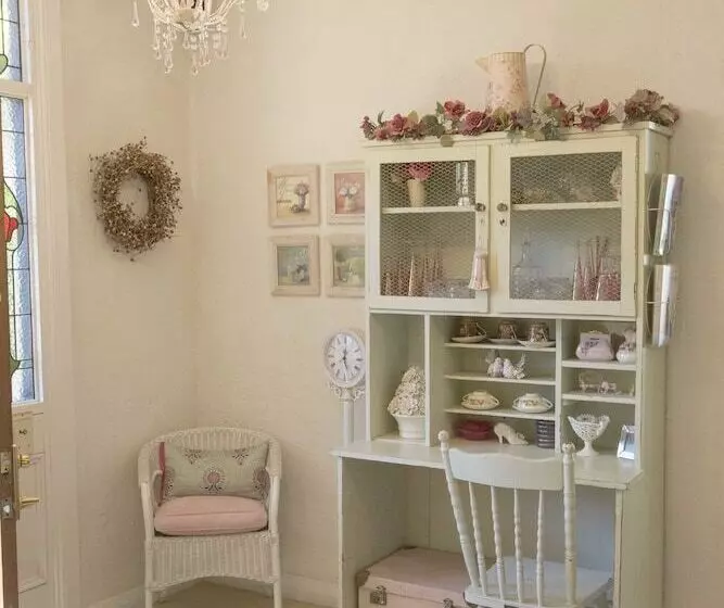 Aamiaismajoitus (B&B) Jasmine S Cottage