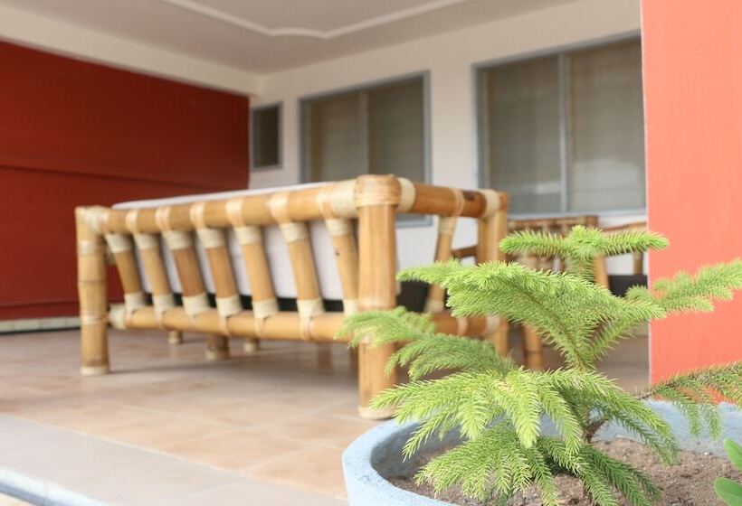 Nocleg ze śniadaniem Residence Hibiscus