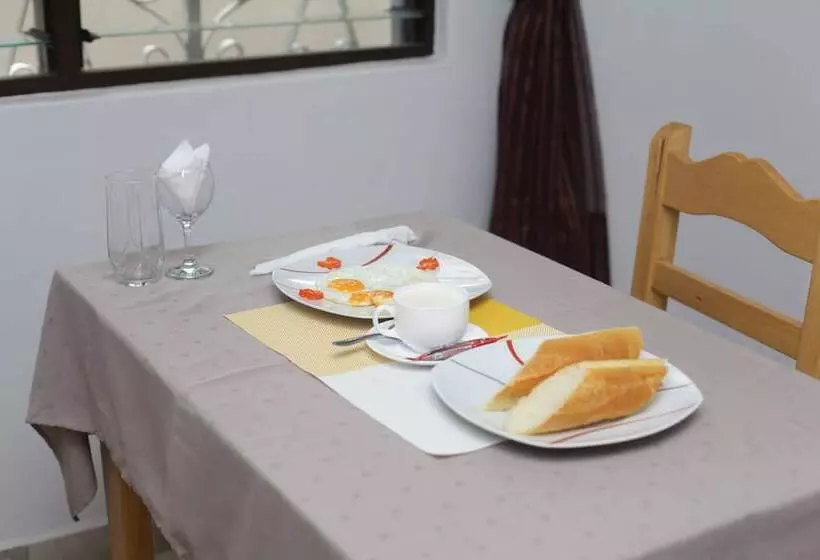 تختخواب و صبحانه Residence Hibiscus