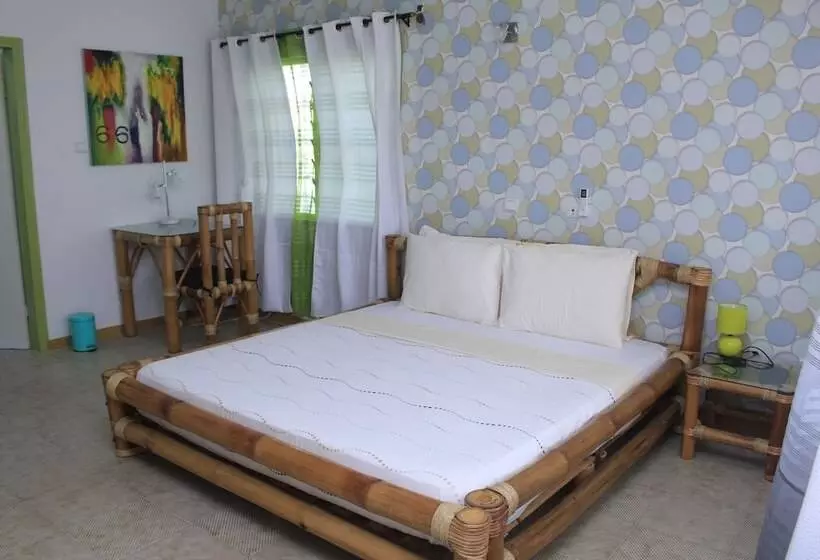 تختخواب و صبحانه Residence Hibiscus