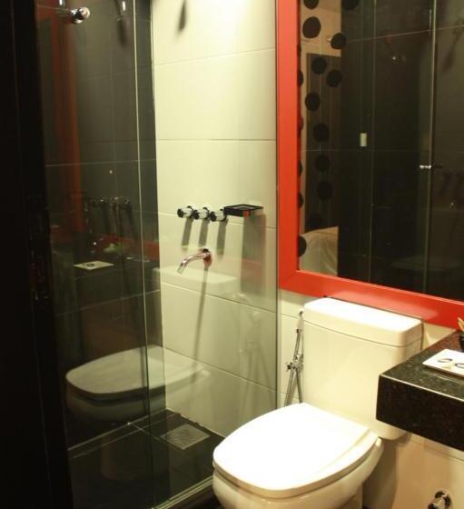 هتل 1945 Aeropuerto