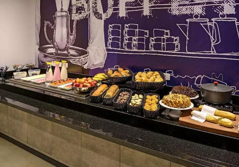 ホテル Ibis Budget Foz Do Iguaçu