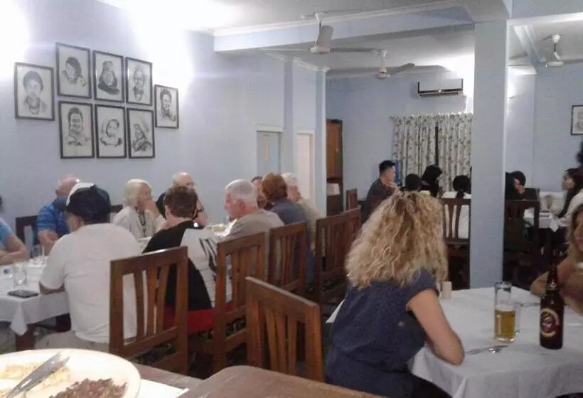 هتل Megha Traveller S Village