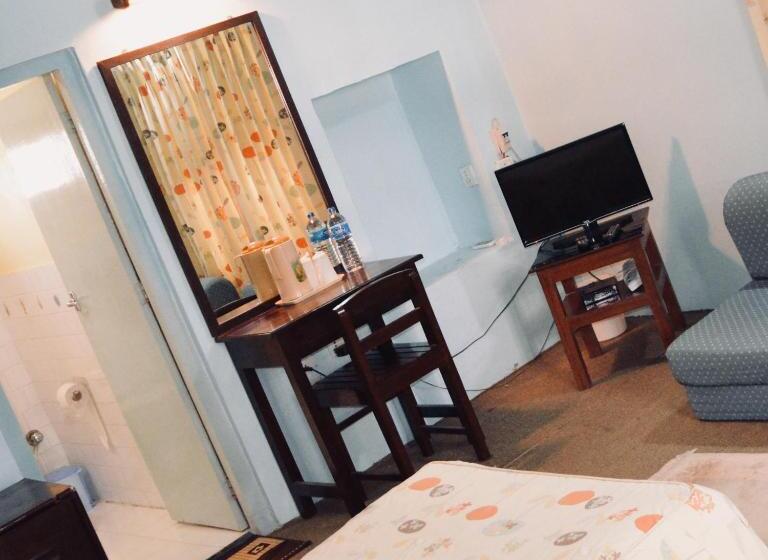 Hotel Megha Traveller S Village