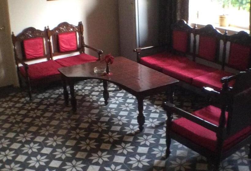 Hotel Megha Traveller S Village