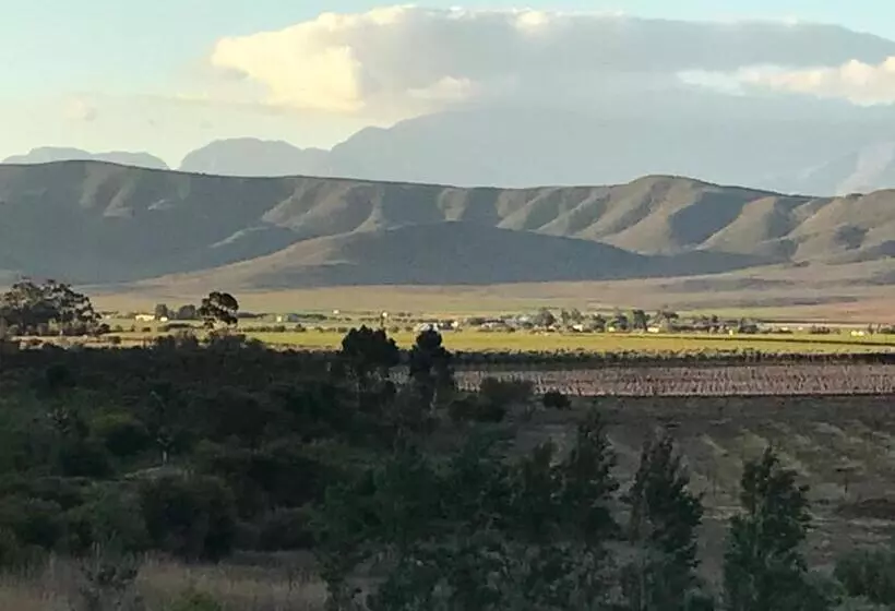 Hotelli Olive Hill Guest House