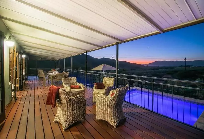 Hotelli Olive Hill Guest House