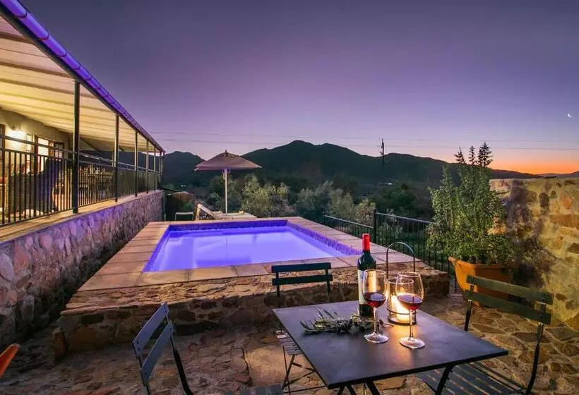 Hotelli Olive Hill Guest House