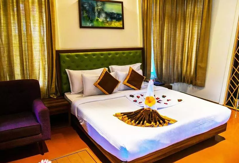 Honeydewwz Exoticaa Hotel & Resort