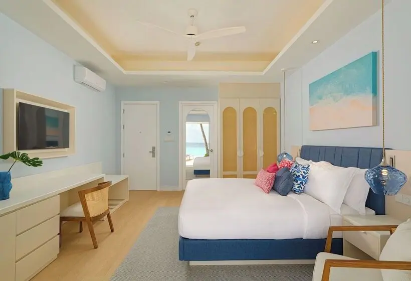 هتل Eri Maldives