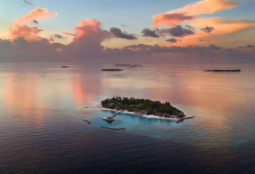 هتل Eri Maldives