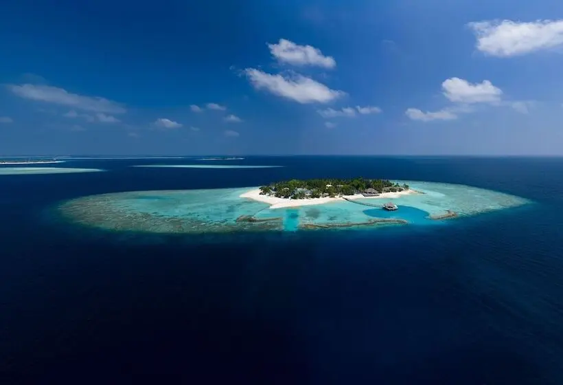 هتل Eri Maldives