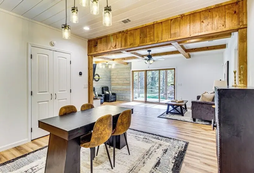 Ellijay Home 4 Mi To Dtwn: Hot Tub & Resort Perks!