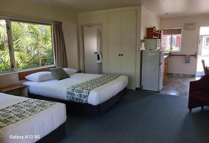 Anatoki Lodge Motel