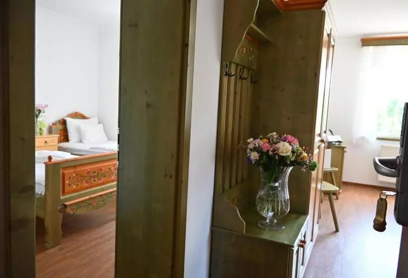 Aamiaismajoitus (B&B) Székely Kúria