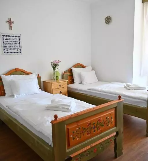 Aamiaismajoitus (B&B) Székely Kúria