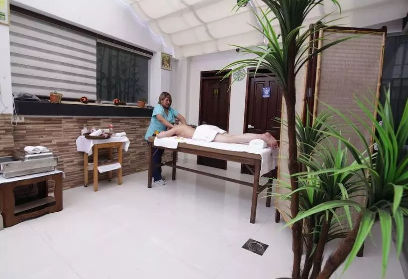 Casa Hotel Achumani
