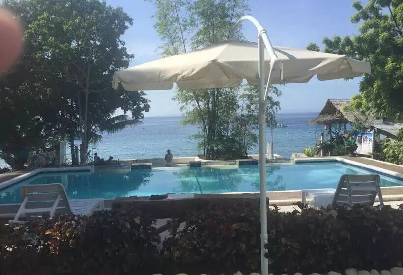 Cloud And Xky Beach Resort