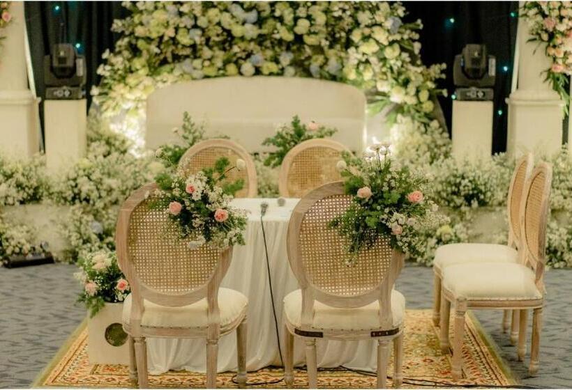 호텔 Ayola Sunrise Mojokerto