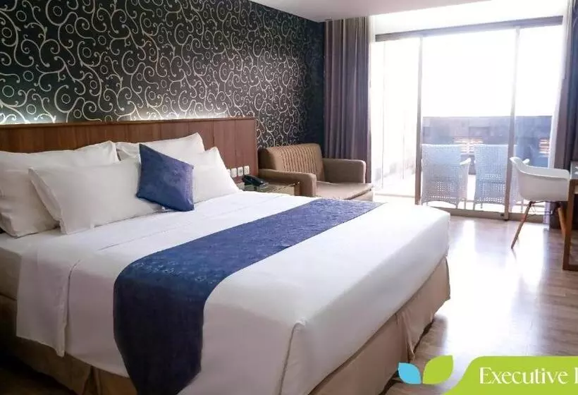 Hotelli Ayola Sunrise Mojokerto