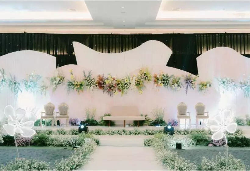 Hotelli Ayola Sunrise Mojokerto