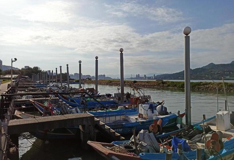 هتل Check Inn Express New Taipei Tamsui