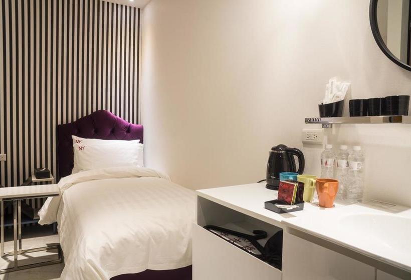 هتل Check Inn Express New Taipei Tamsui