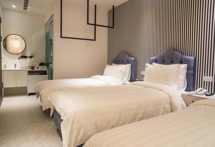 هتل Check Inn Express New Taipei Tamsui