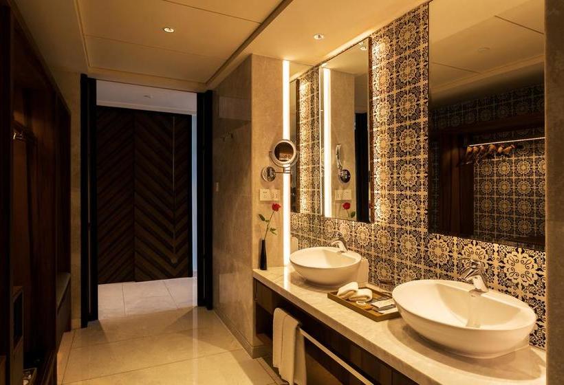 호텔 Howard Johnson Hot Spring Resort Anshun