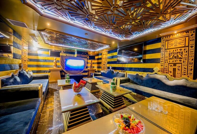 هتل Quinter Central Nha Trang