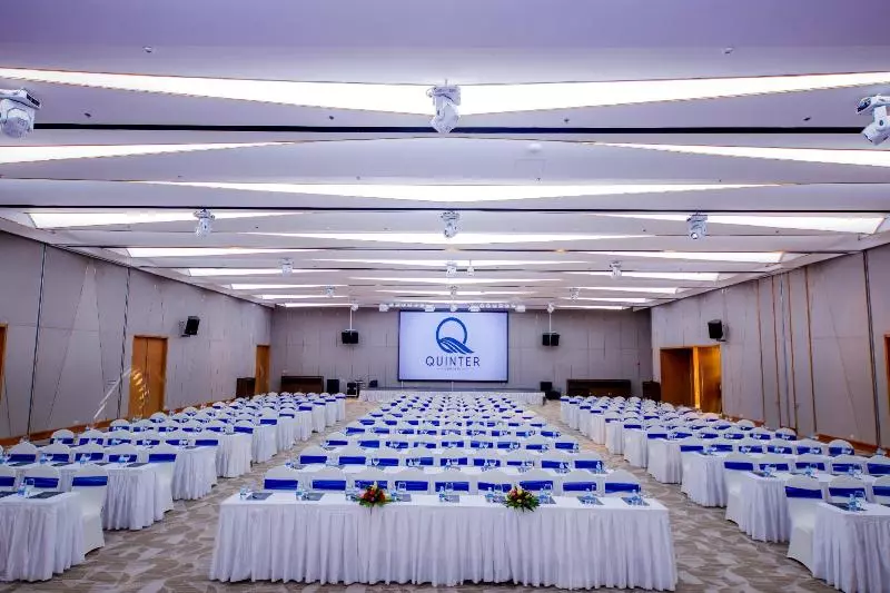 هتل Quinter Central Nha Trang