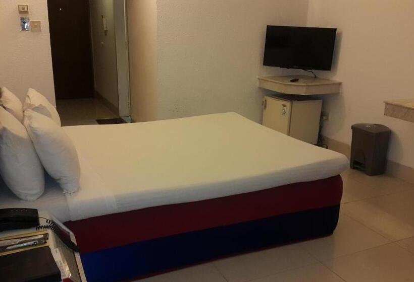 هتل Razmoni Isha Kha International