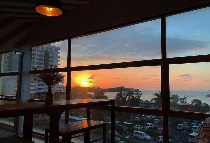 Отель Seaview Capsule