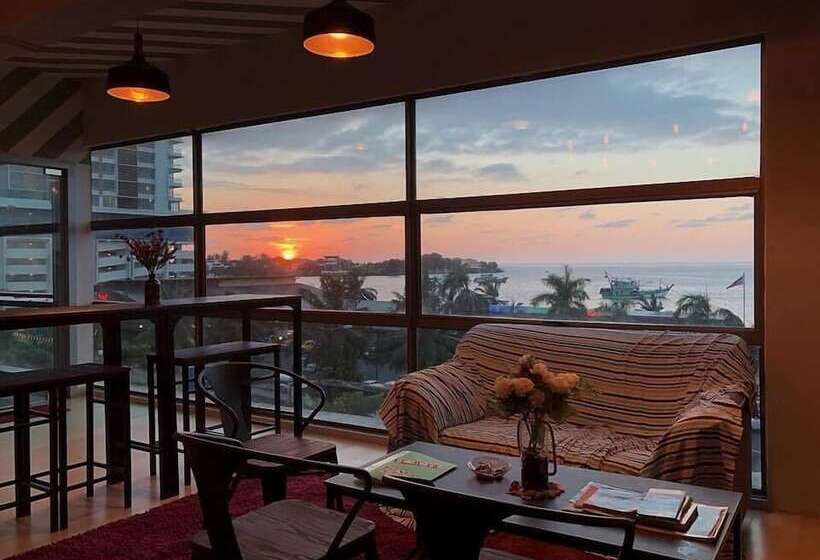 Отель Seaview Capsule