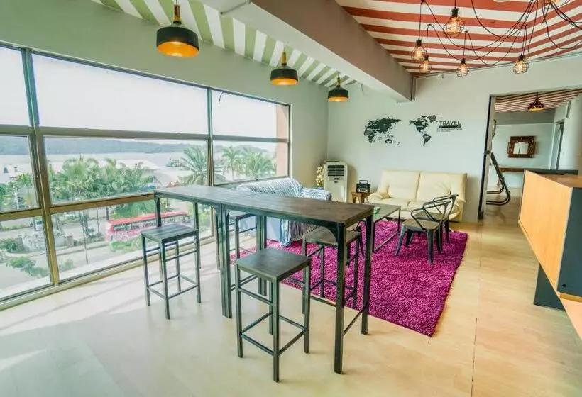 ホテル Seaview Capsule