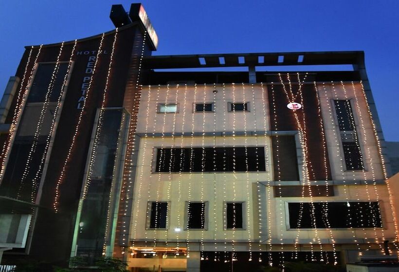 Hotel Treebo Red Petal Jalandhar