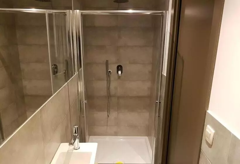 هتل Vandot