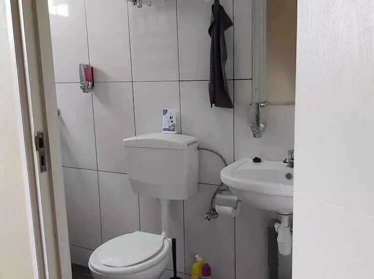 هتل Waterland Suites