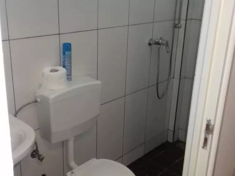 هتل Waterland Suites