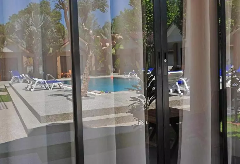 Light Khao Lak Resort