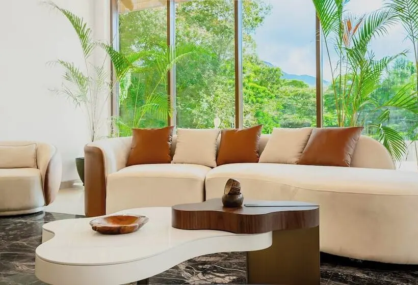 Garden Hill Resort & Spa