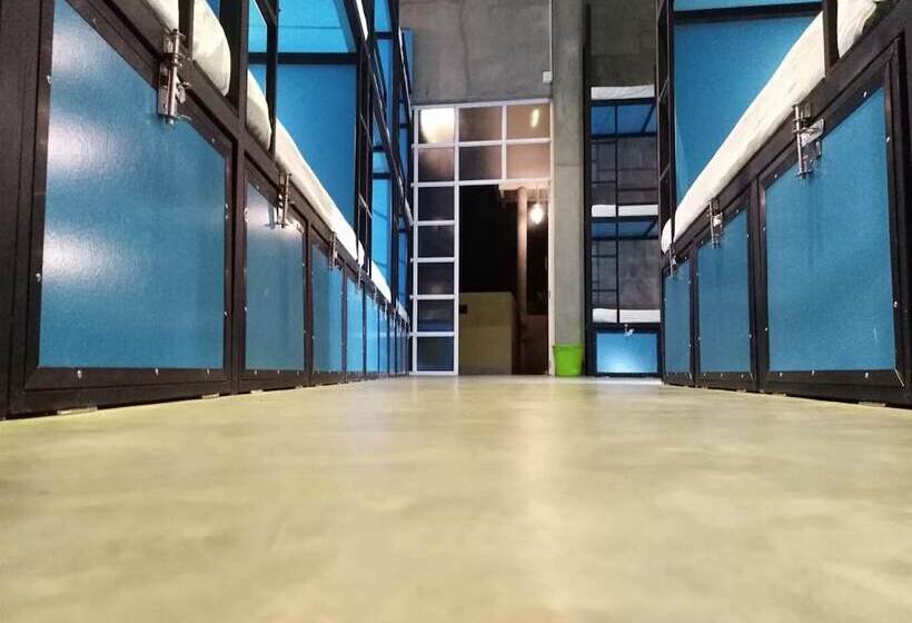 Cycling Backpacker Hostel & Cafe